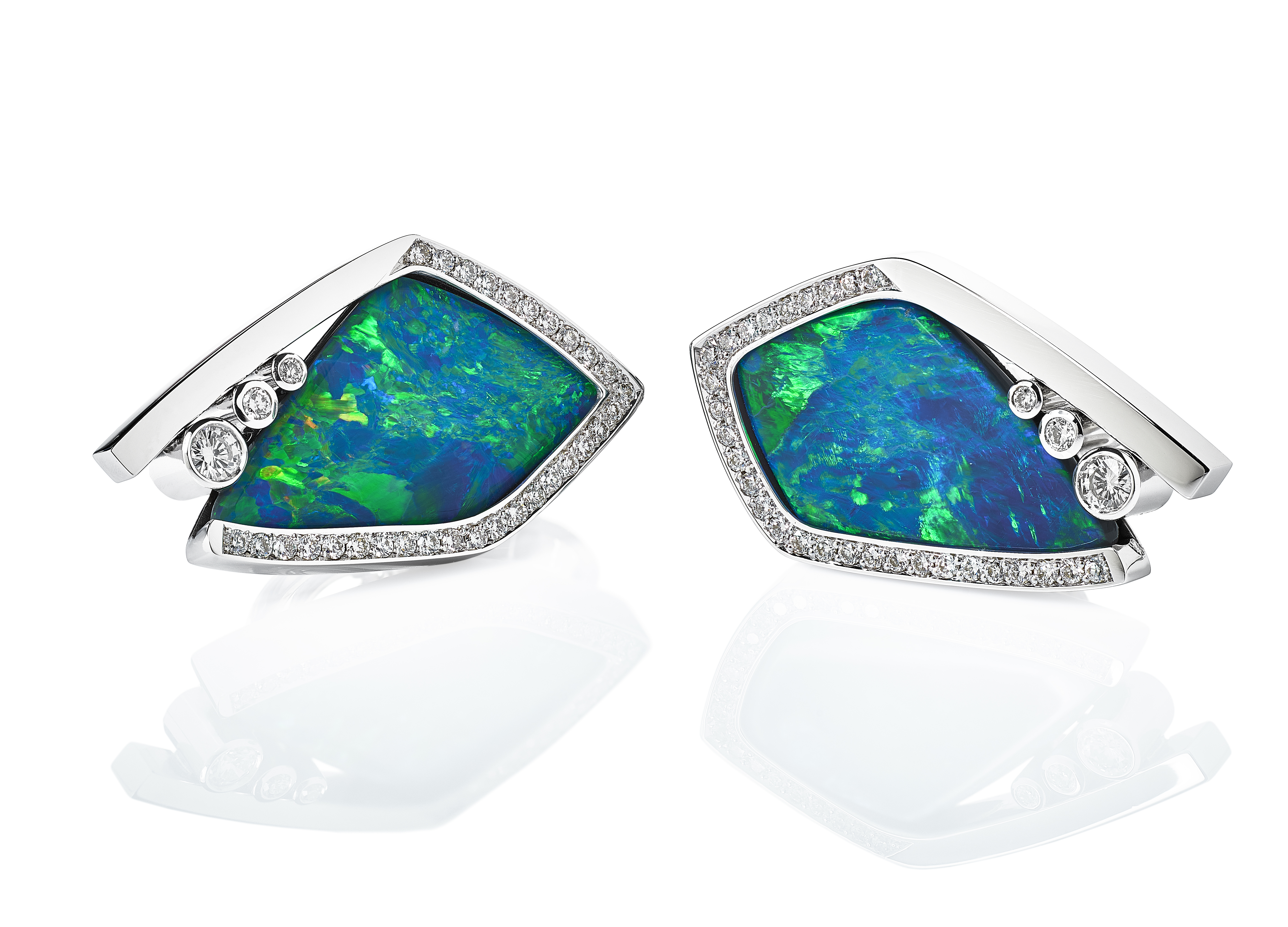 Blue Mountain Ohrclips Schwarzer Opal — Kreis